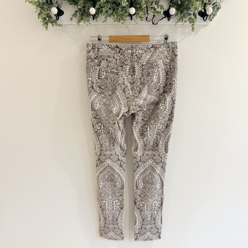 J.McLaughlin Lexi Jeans in Mega Ravi Paisley Size 8 Mid Rise Slim Leg B9061 - Picture 3 of 6